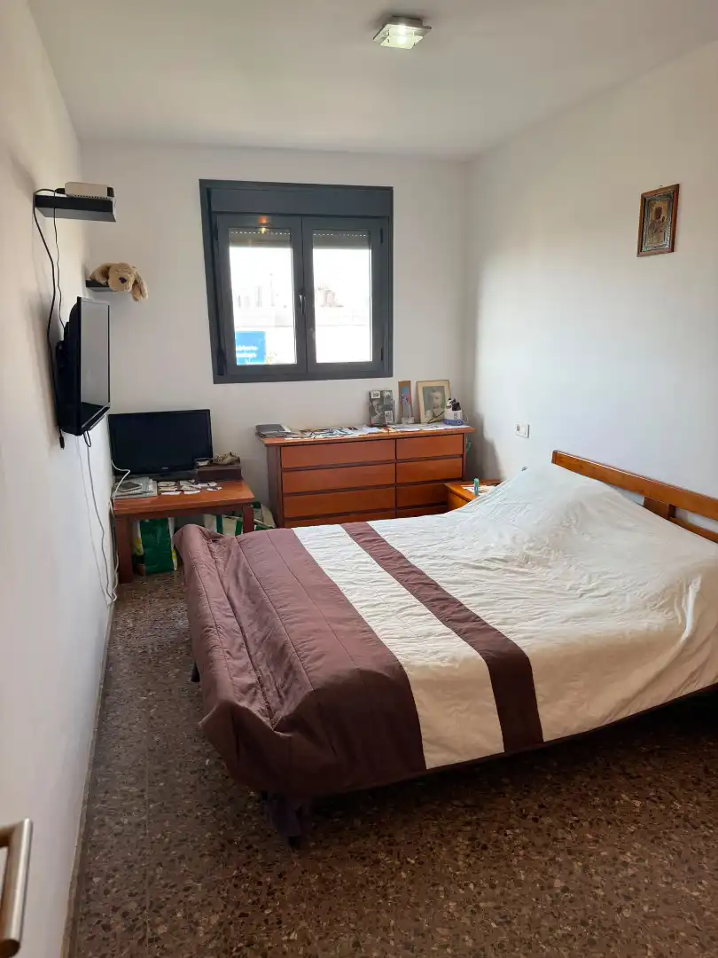 Habitación de Piso en venta en Sagunto / Sagunt con Trastero y Balcón