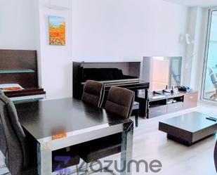 Living room of Flat to rent in  Barcelona Capital  with Air Conditioner, Private garden and Parquet flooring