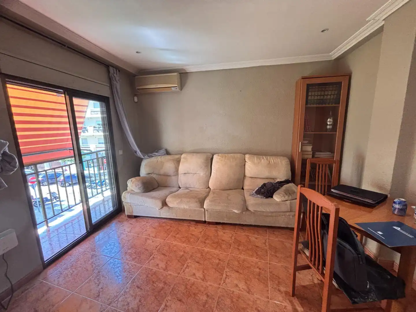 Sala d'estar de Pis en venda en Valencia amb Balcó