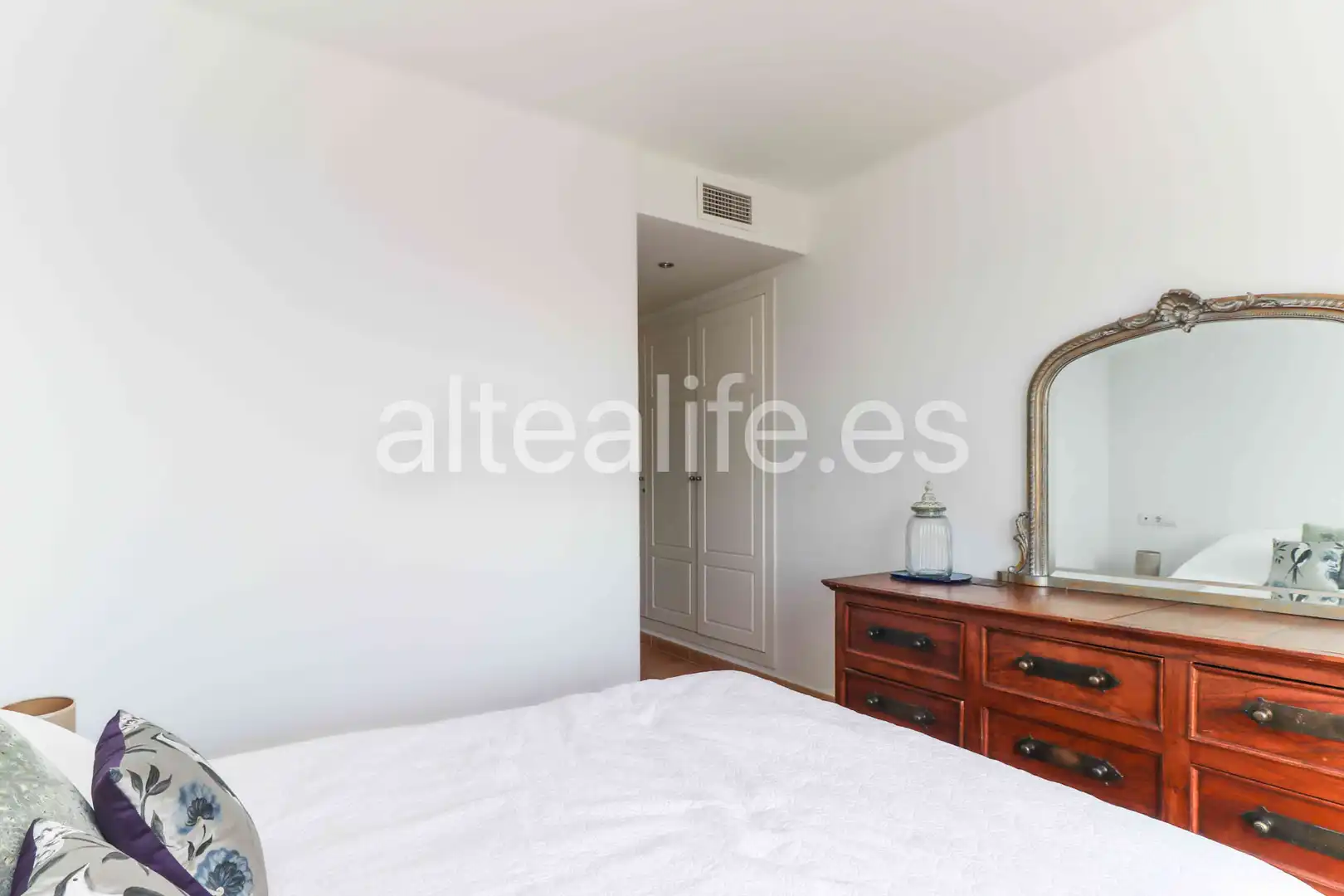 Habitación de Apartamento de alquiler en Altea con Terraza, Amueblado y Horno