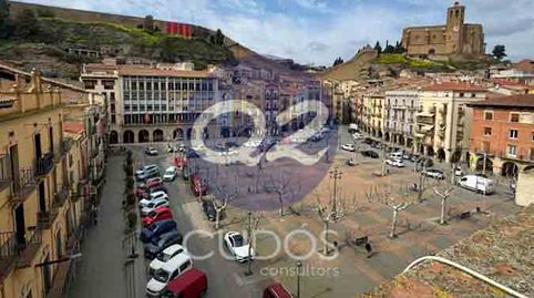 Ático con vistas espectaculares a la Plaza del Mercadal