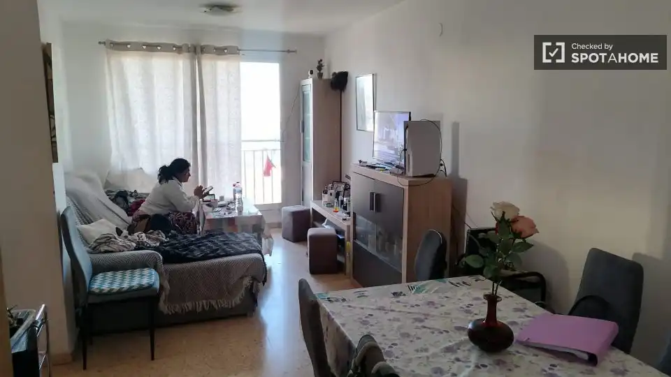 Sala de estar de Piso para compartir en Paterna con Aire acondicionado, Calefacción y Terraza