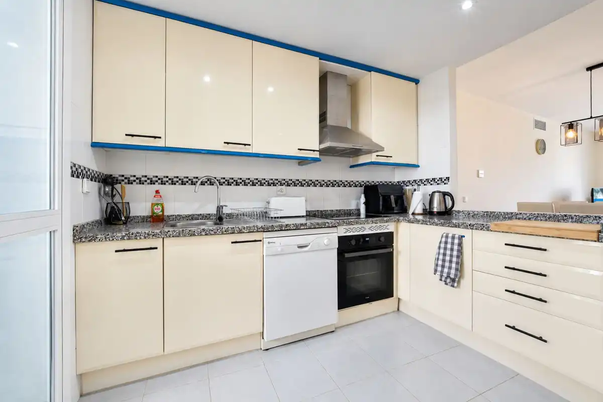 Apartament amb piscina en venda a La Duquesa, imagen 15