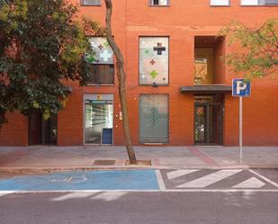 Exterior view of Premises for sale in  Madrid Capital  with Air Conditioner