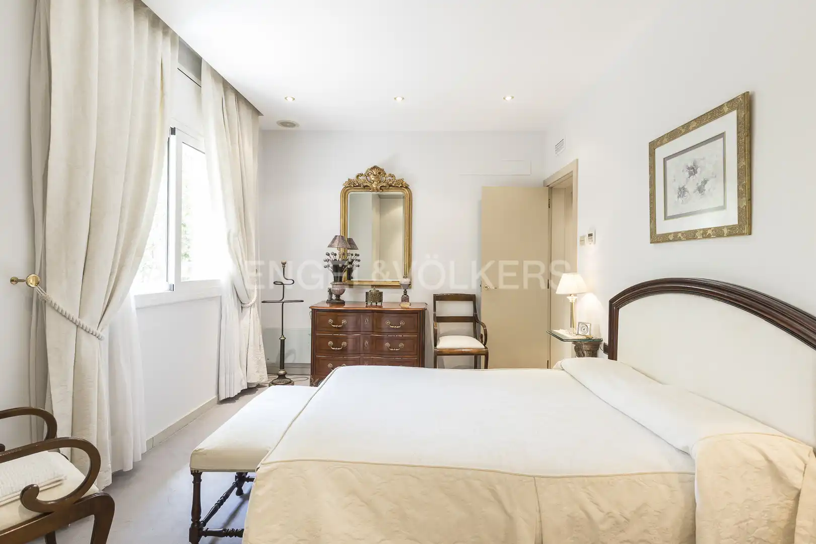 Habitación de Casa o chalet en venta en Barcelona con Aire acondicionado, Calefacción y Jardín privado