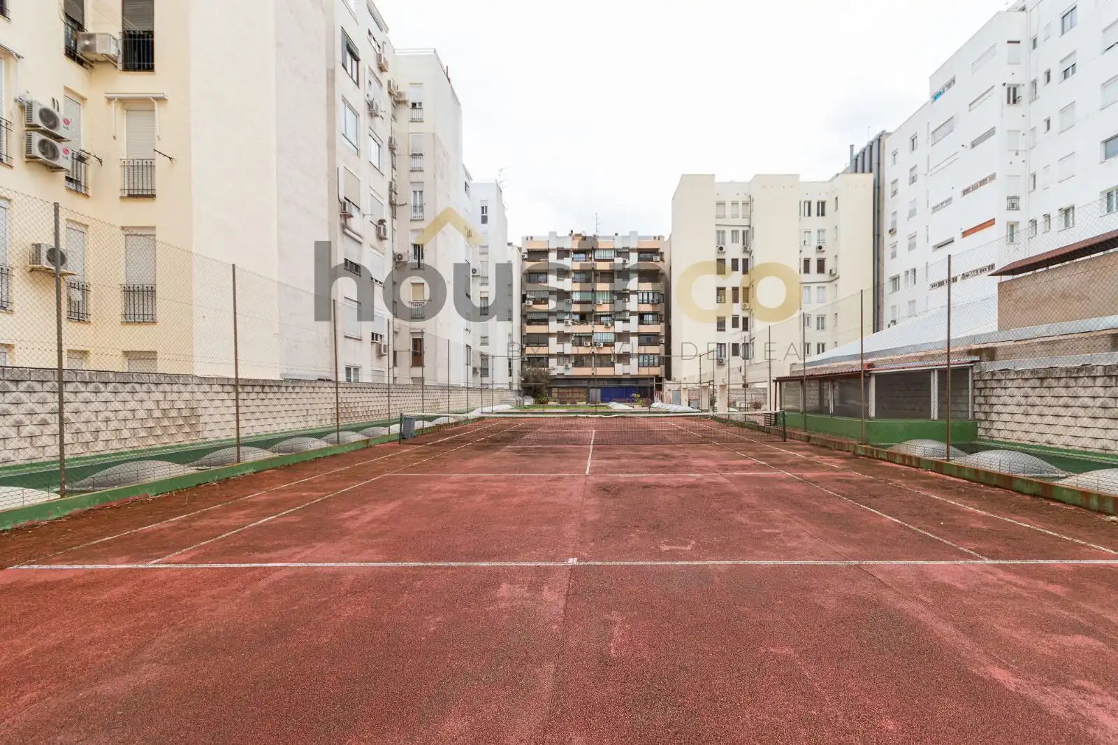 Parking of Flat for rent in Madrid  with Air Conditioner, Heating and Terrace