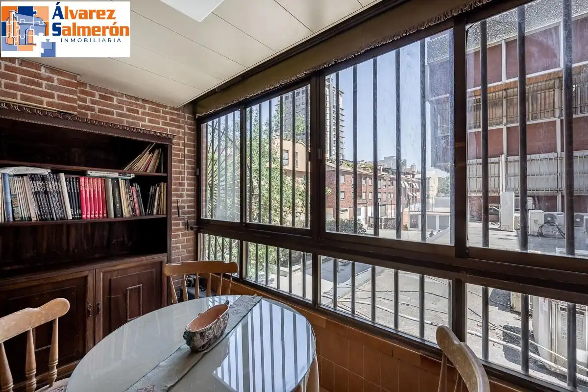 Flat with lift for sale in Beiro, imagen 6