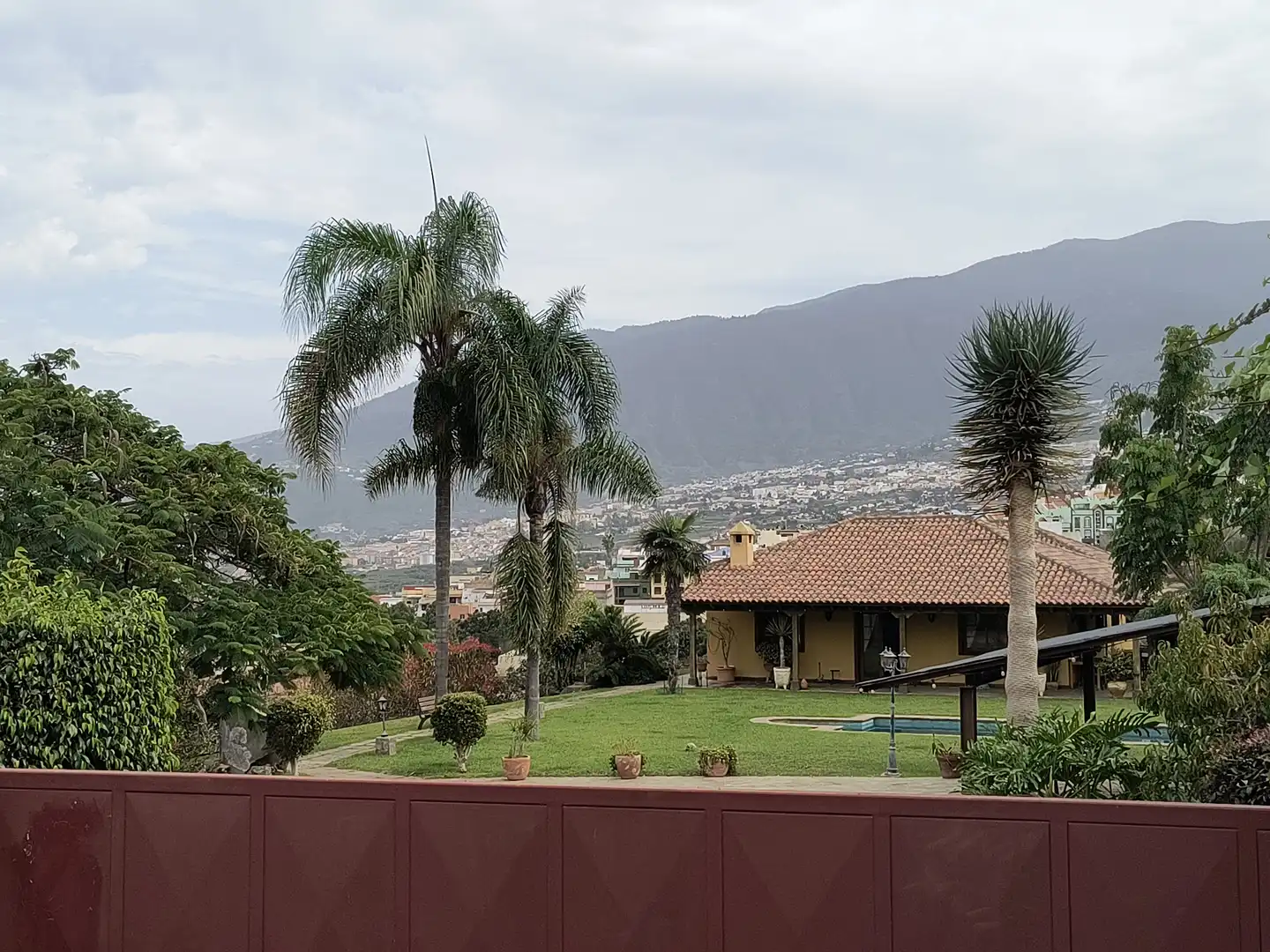 Vista exterior de Casa o chalet en venta en La Orotava con Jardín privado, Parquet y Terraza