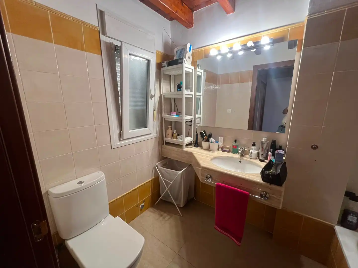 Baño de Ático en venta en Valderrobres, Teruel