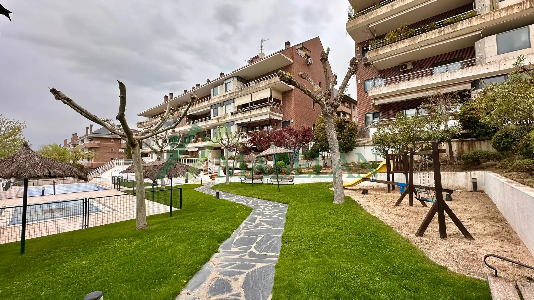 Piso en venta en Avenida de la Oliva, Golf - El Carralero