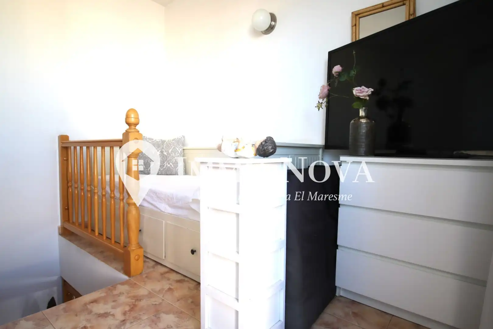 Habitación de Ático en venta en Mataró con Calefacción, Terraza y Amueblado