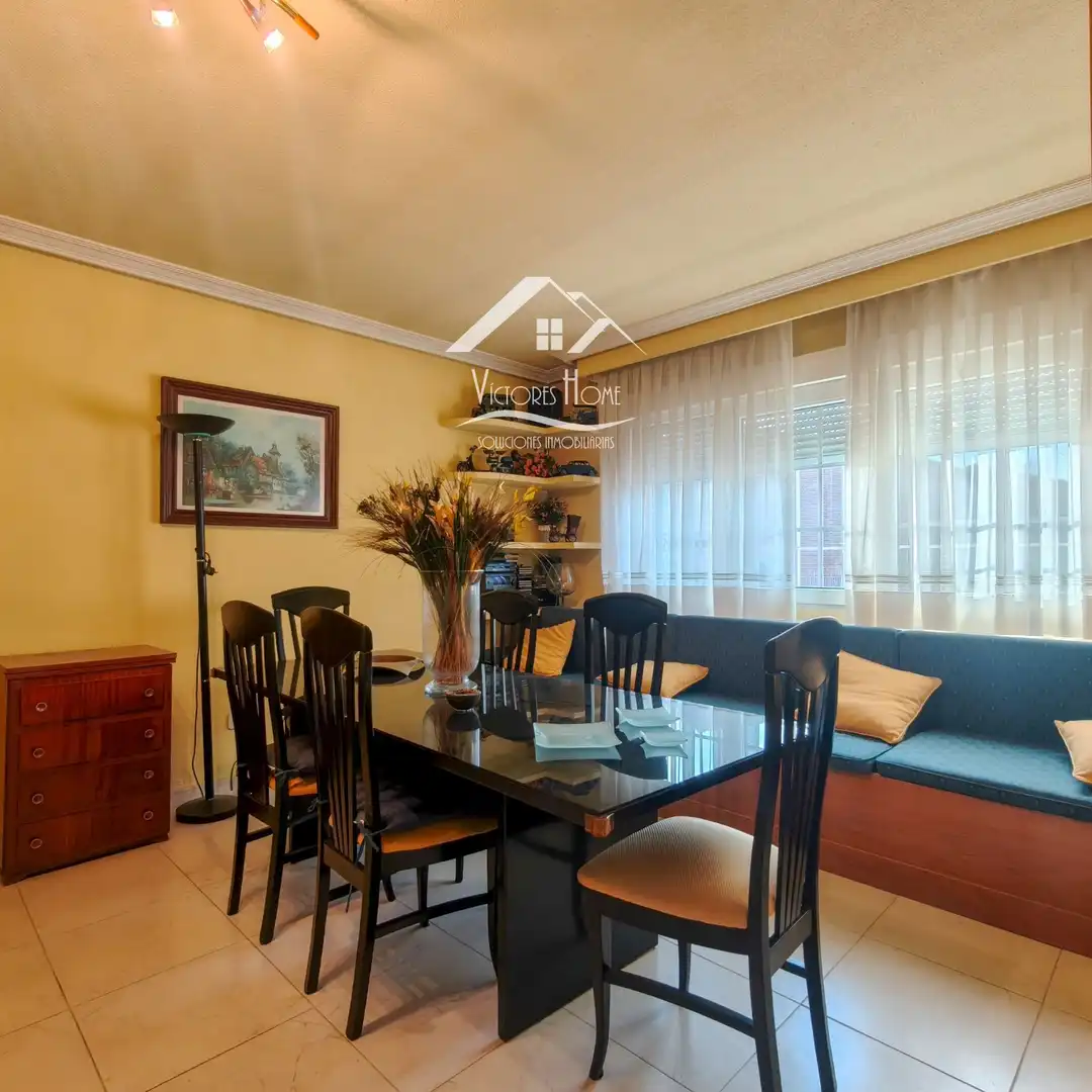 Esszimmer von Einfamilien-Reihenhaus zum Verkauf in San Agustín del Guadalix mit Klimaanlage, Heizung und Parkett