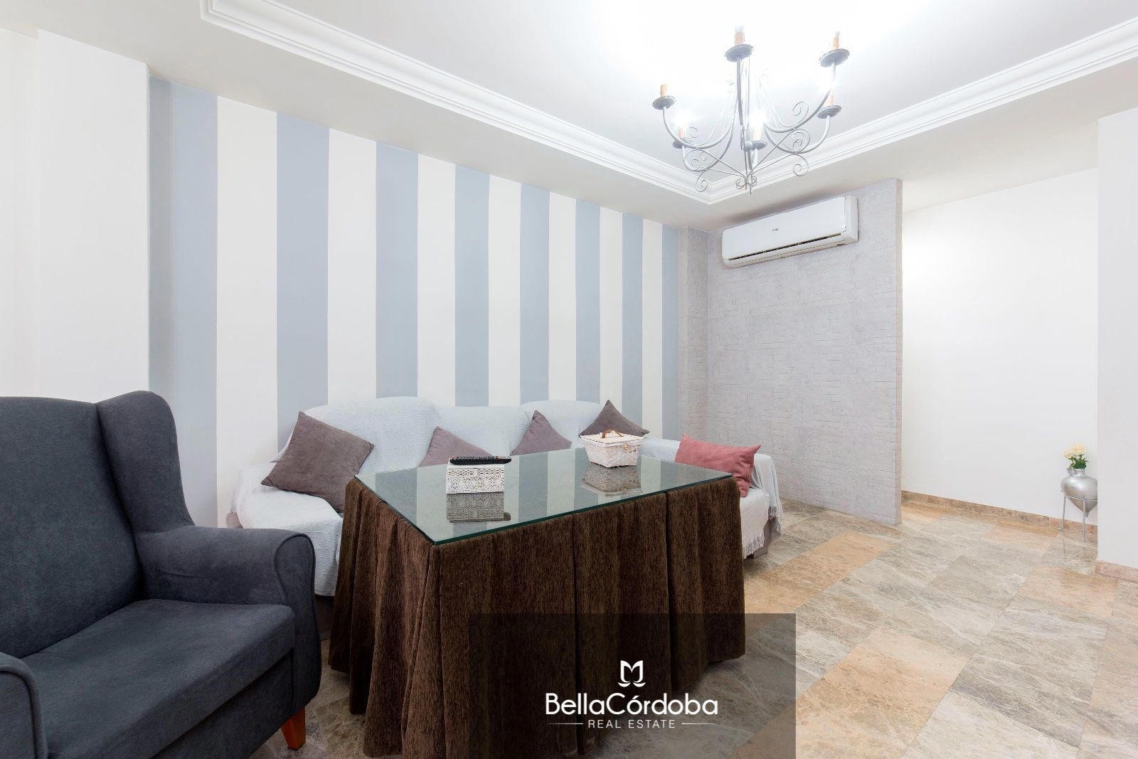 Sala d'estar de Casa o xalet en venda en  Córdoba Capital amb Aire condicionat, Calefacció i Terrassa