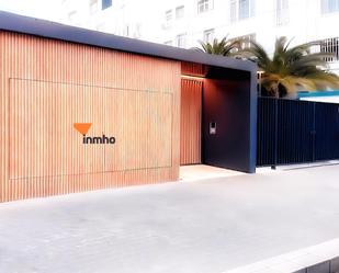 Exterior view of Flat for sale in  Sevilla Capital  with Air Conditioner, Heating and Private garden