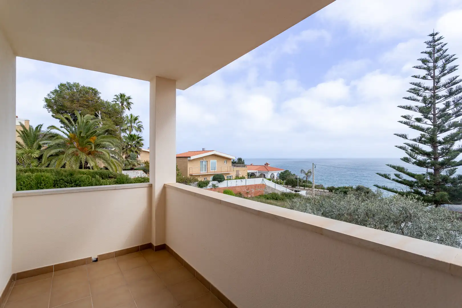 Habitación de Casa adosada en venta en Torredembarra con Aire acondicionado, Calefacción y Jardín privado