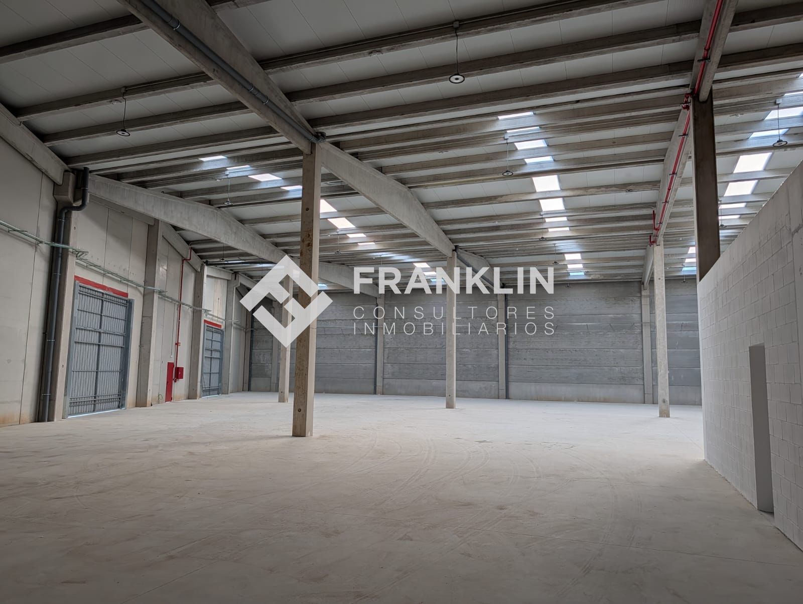 Nave industrial de alquiler en Carrer de Granollers