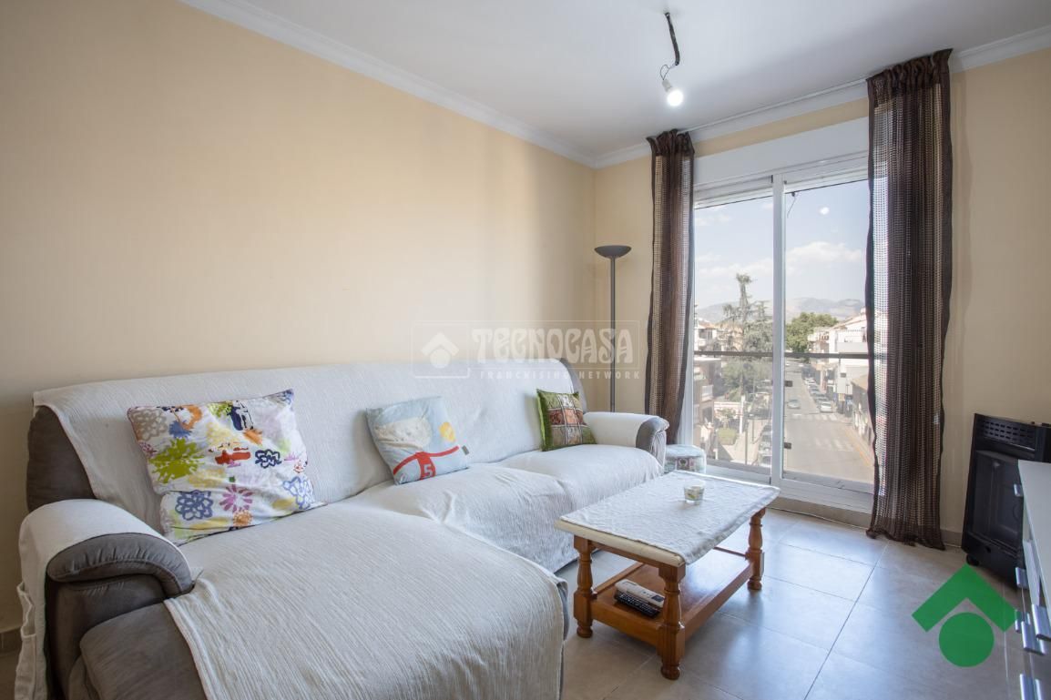 Living room of Flat for sale in Atarfe  with Air Conditioner and Balcony