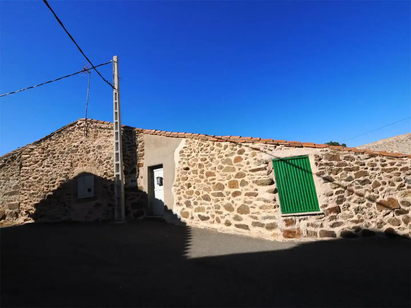 Vista exterior de Casa adosada en venda en San Lorenzo de Tormes, Ávila