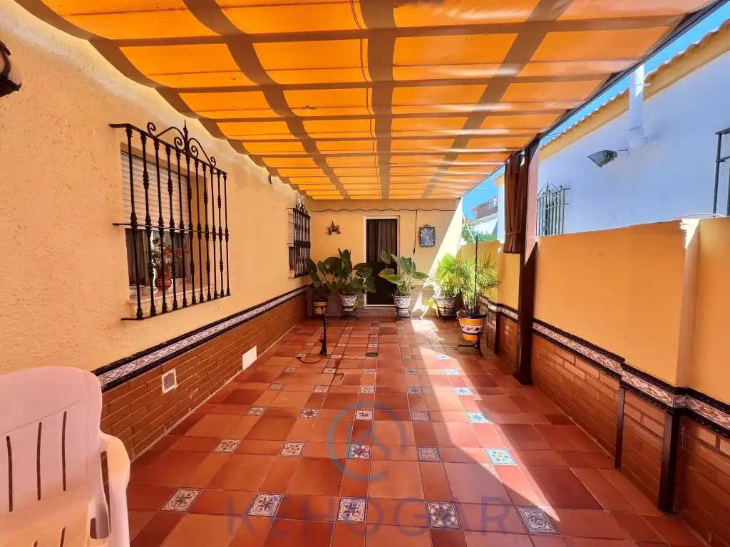 Terrace of Houses for sale in Dos Hermanas