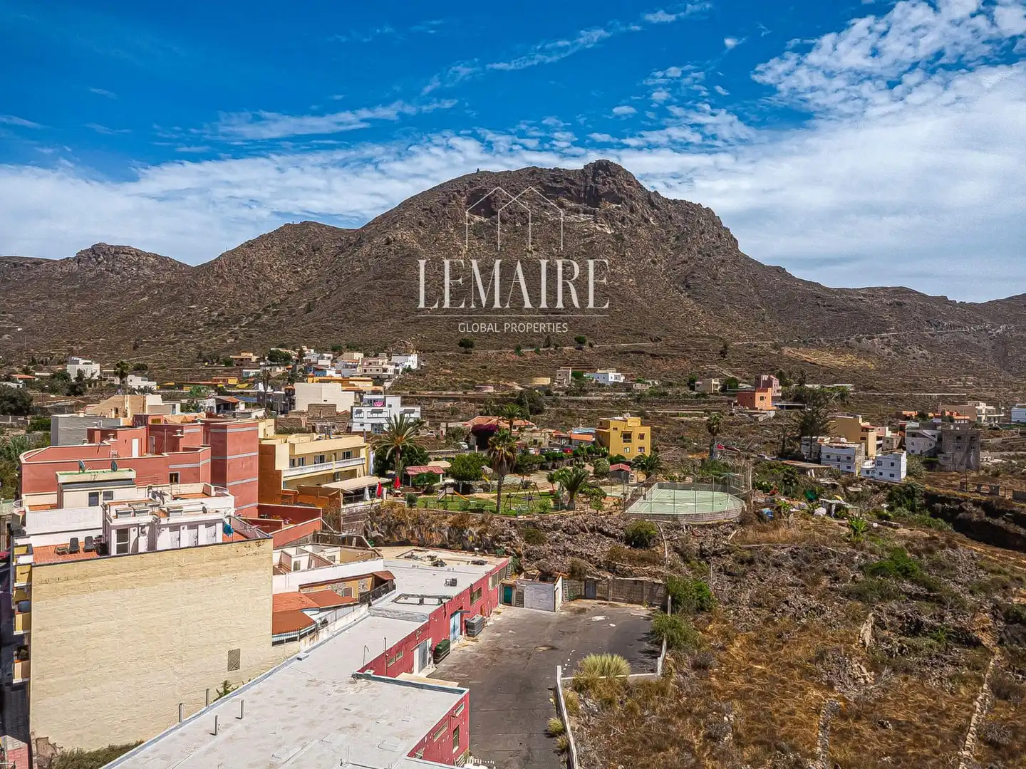 Vista exterior de Piso en venta en Arona con Terraza y Amueblado