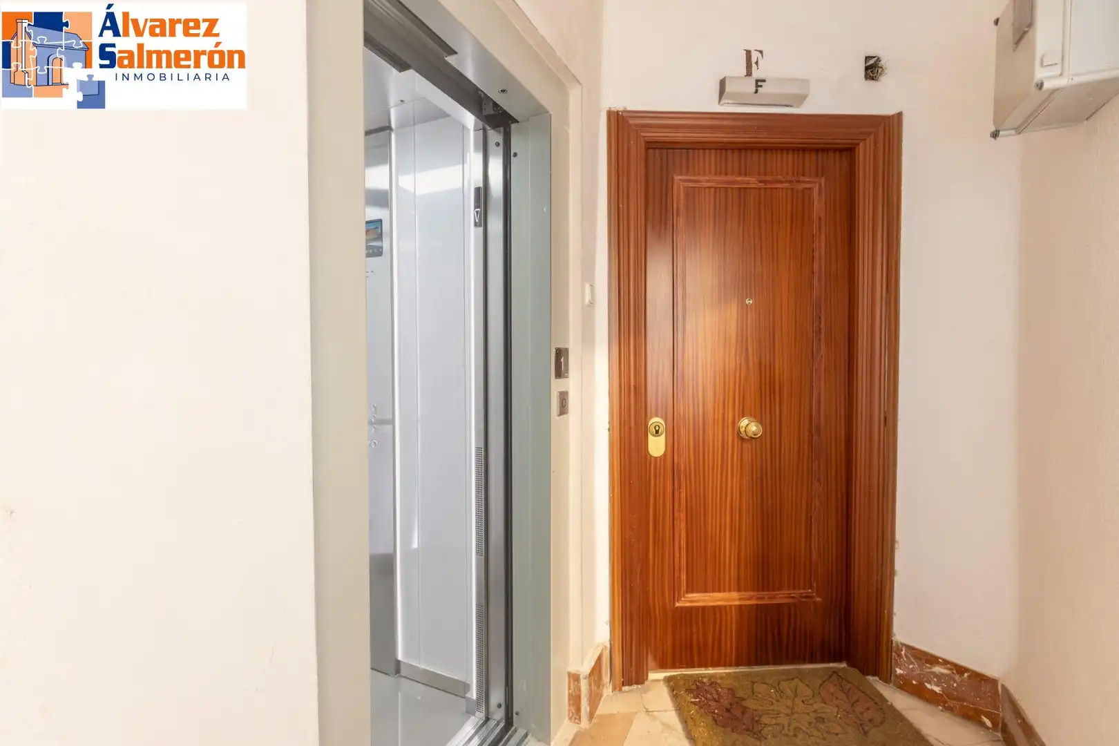 Flat for rent in Granada  with Air Conditioner and Furnished