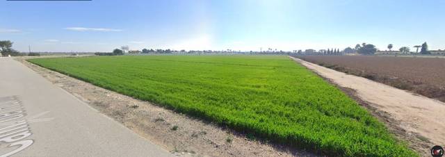 Terreno residencial en Venta en Barrio Sta. Agueda en Catral