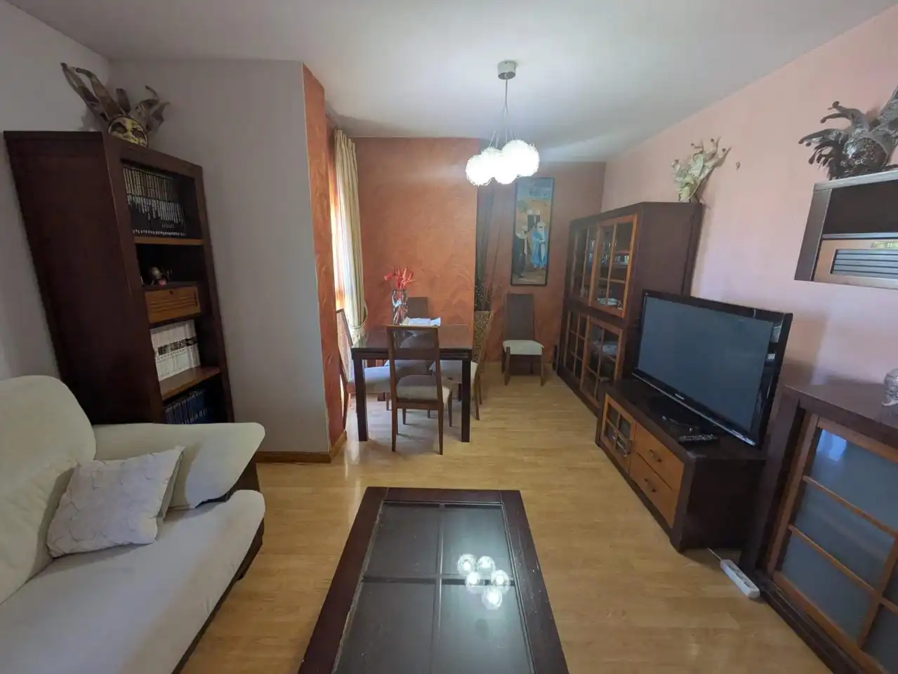 Living room of Flat for rent in Linares  with Air Conditioner and Furnished