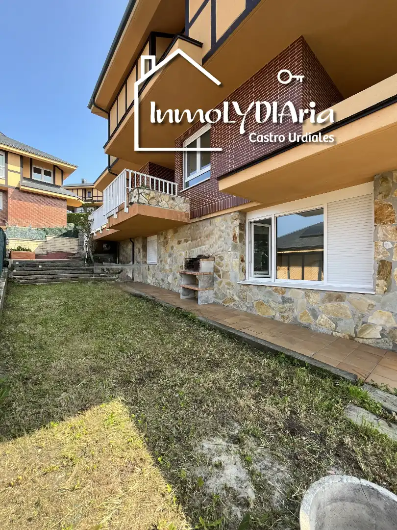 Exterior view of Houses for sale in Castro-Urdiales  with Heating, Private garden and Terrace