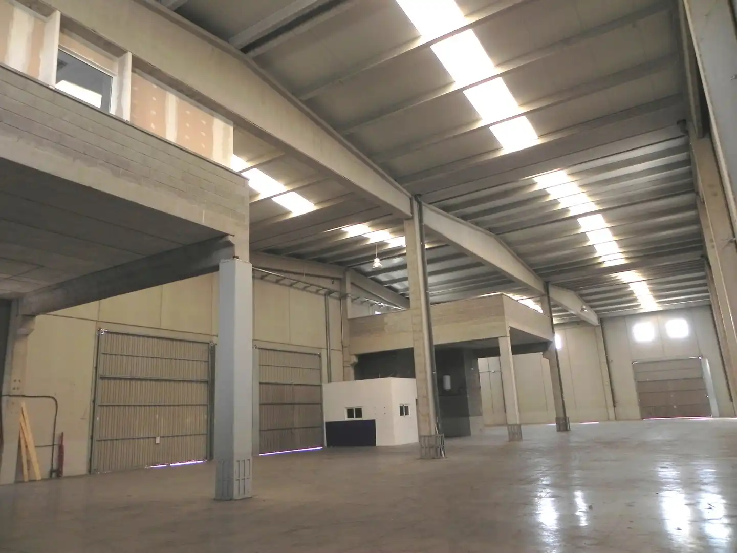 Nave industrial en alquiler en Can Vinyals