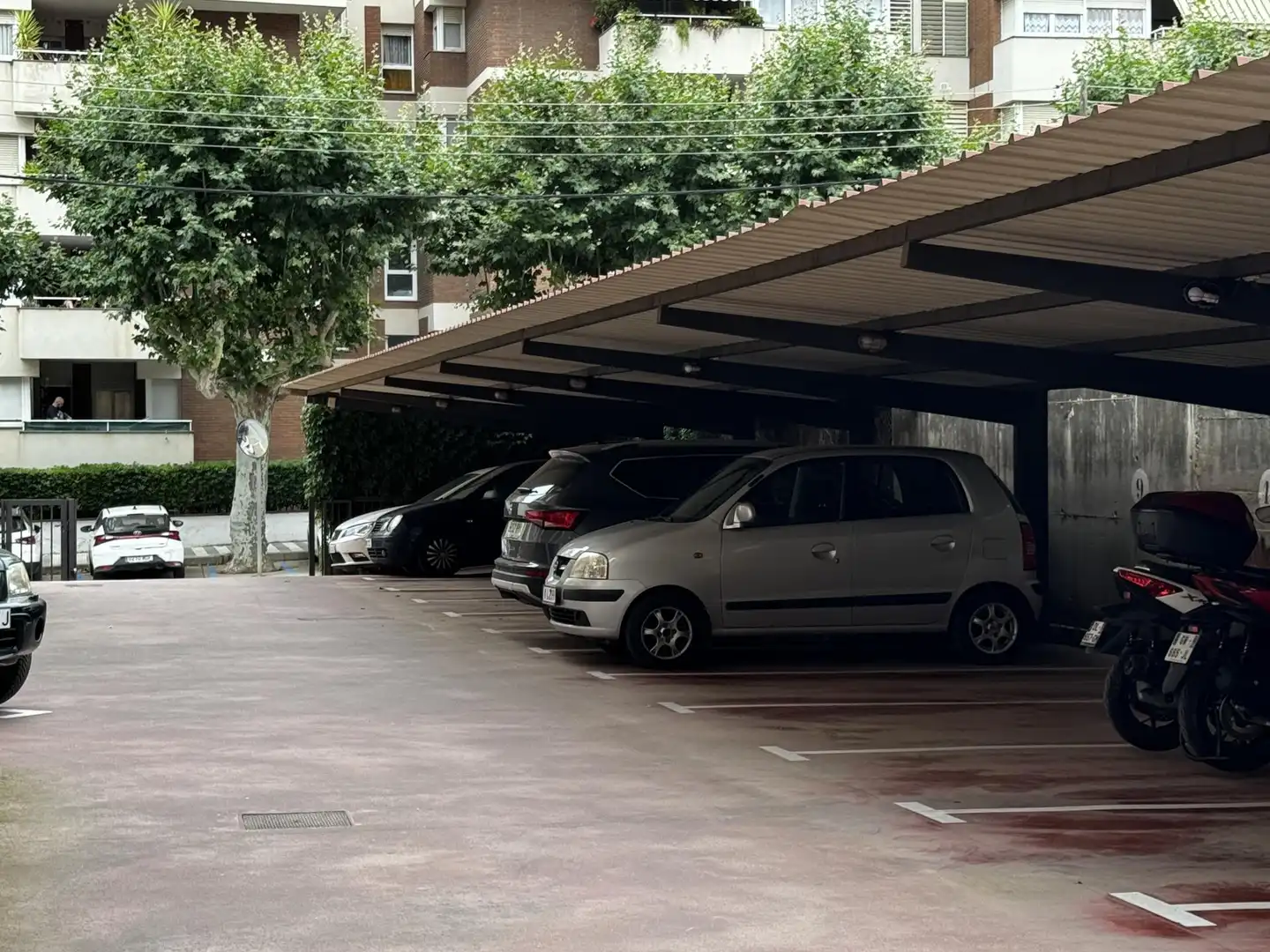 Parking de Apartamento de alquiler en Caldes d'Estrac con Calefacción, Jardín privado y Terraza