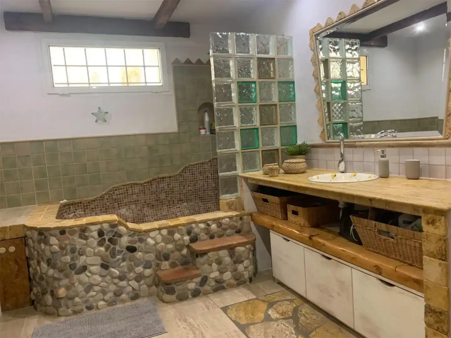 Bathroom of Flat for rent in Coín  with Swimming Pool