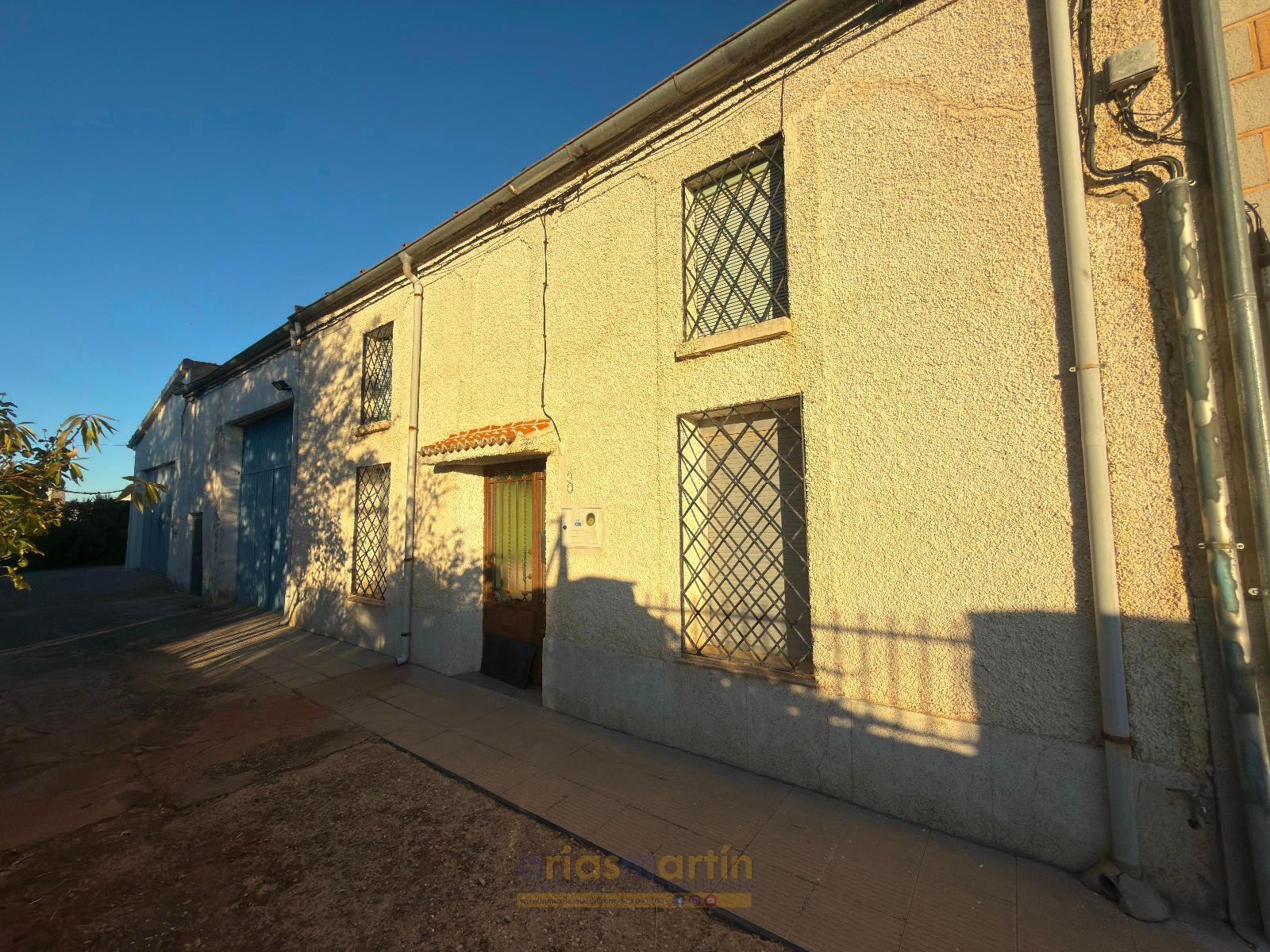 Exterior view of House or chalet for sale in Aldeanueva de Figueroa  with Heating, Private garden and Terrace
