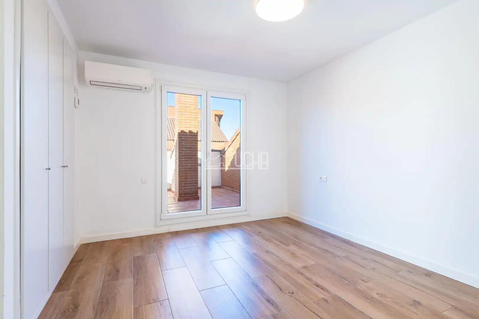 Semi-detached house with terrace for sale in Mas Camarena, imagen 13