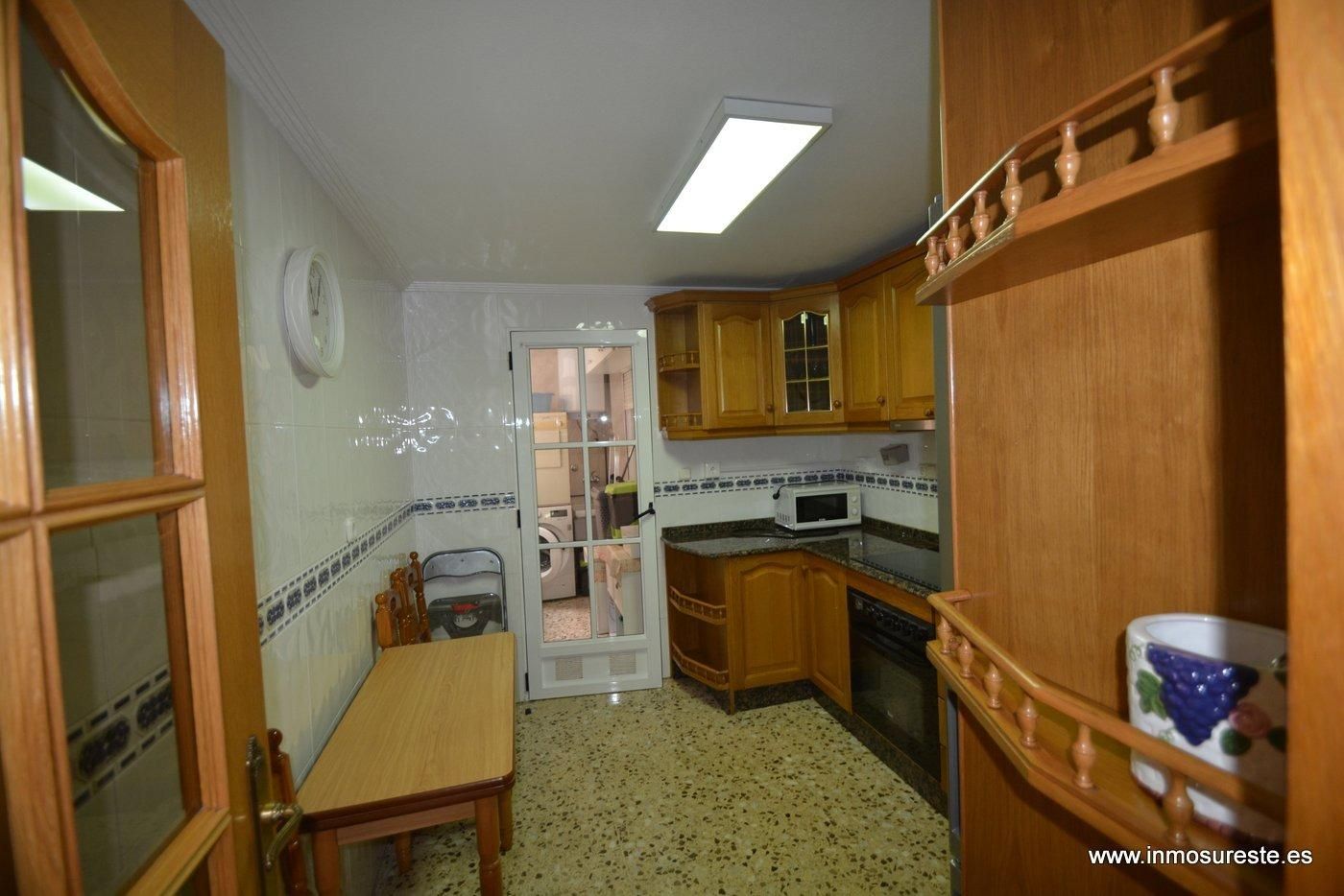 Cuina de Pis en venda en Orihuela amb Aire condicionat, Calefacció i Traster