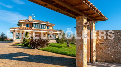 Chalet en Luces con vistas a Lastres y el Sueve