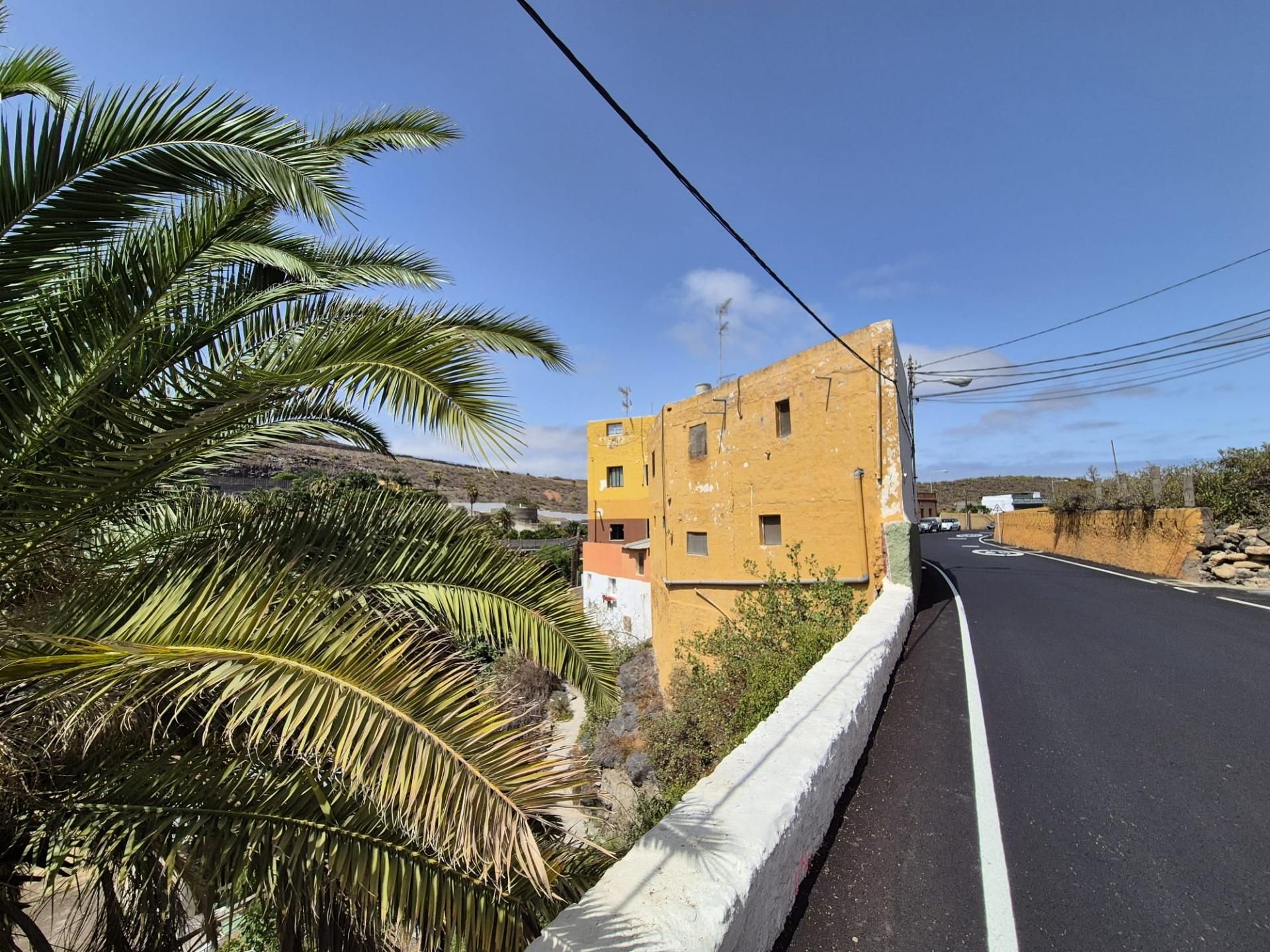 Vista exterior de Casa o xalet en venda en Telde amb Terrassa