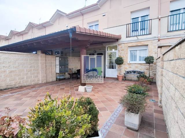 Casa-chalet en Venta en ARROYAL en Alfoz de Quintanadueñas