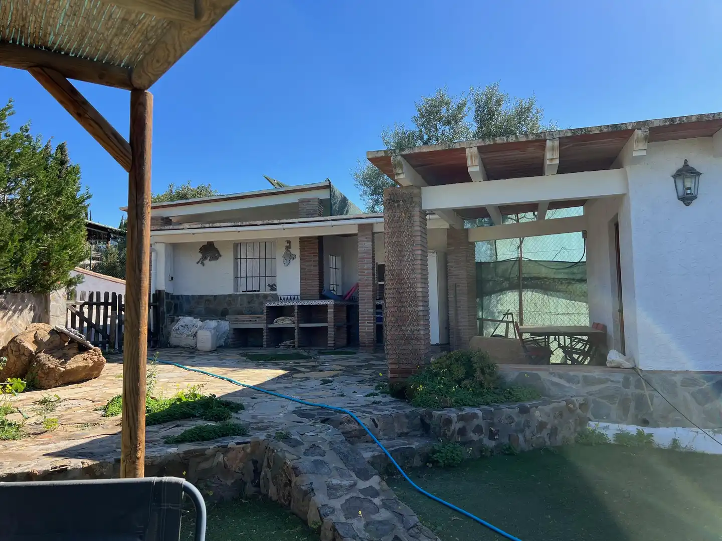 Vista exterior de Casa o chalet en venta en Vélez-Málaga con Aire acondicionado, Calefacción y Jardín privado