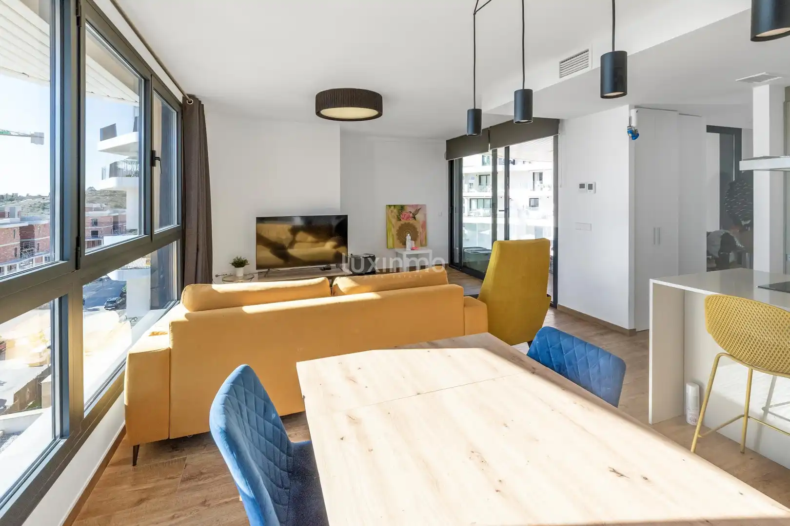 Wohnzimmer von Wohnung zum Verkauf in Villajoyosa / La Vila Joiosa mit Klimaanlage, Privatgarten und Terrasse