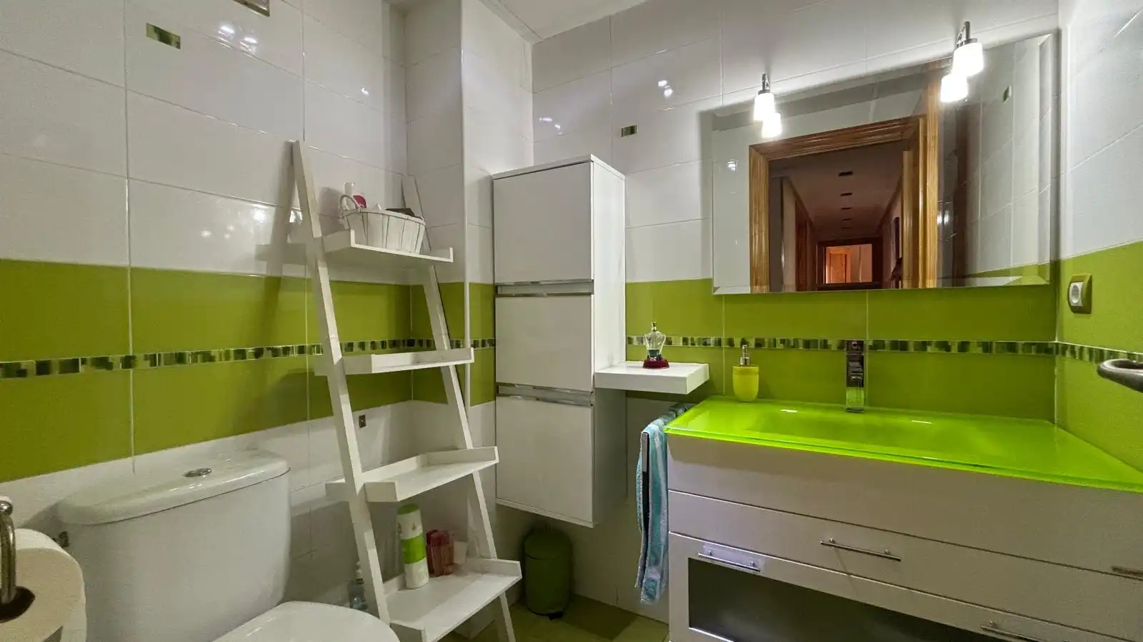 Bathroom of Detached homes for sale in Cartagena  with Air Conditioner, Heating and Private garden