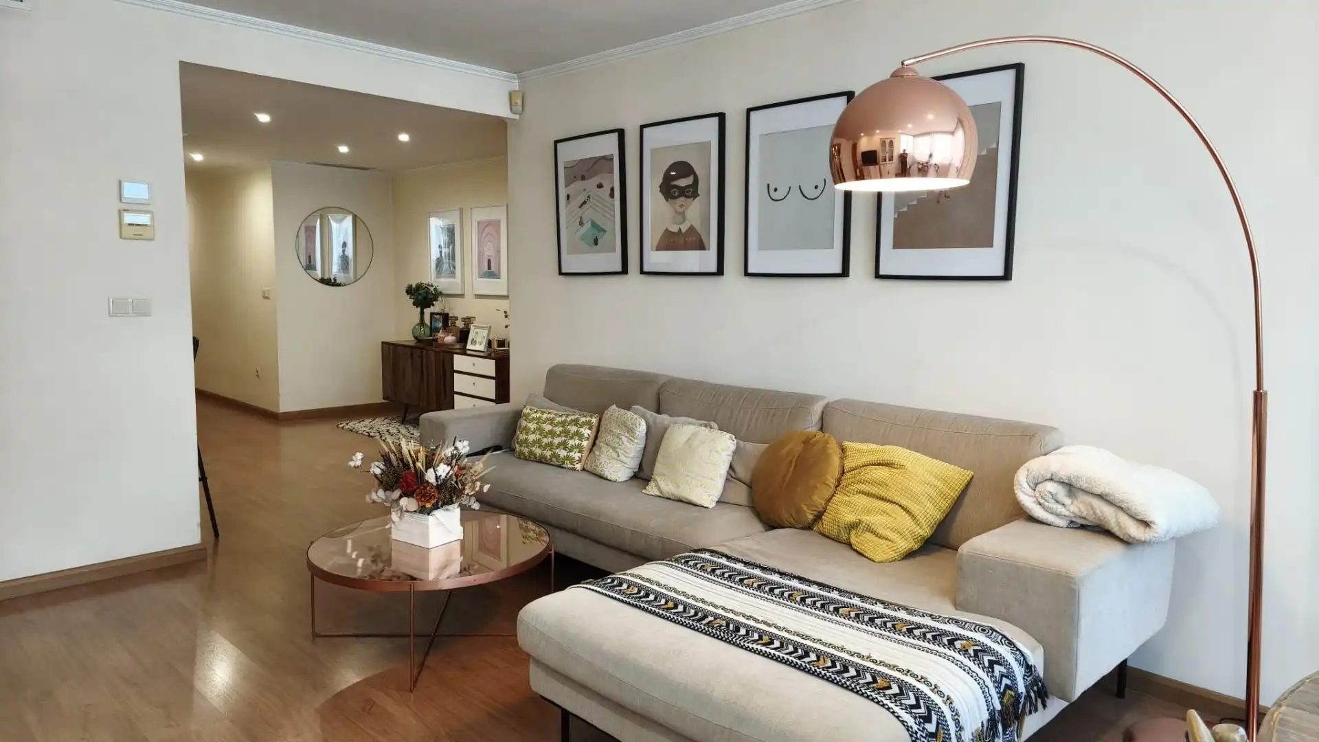 Sala de estar de Apartamento en venta en Pueblo - Urbanizaciones