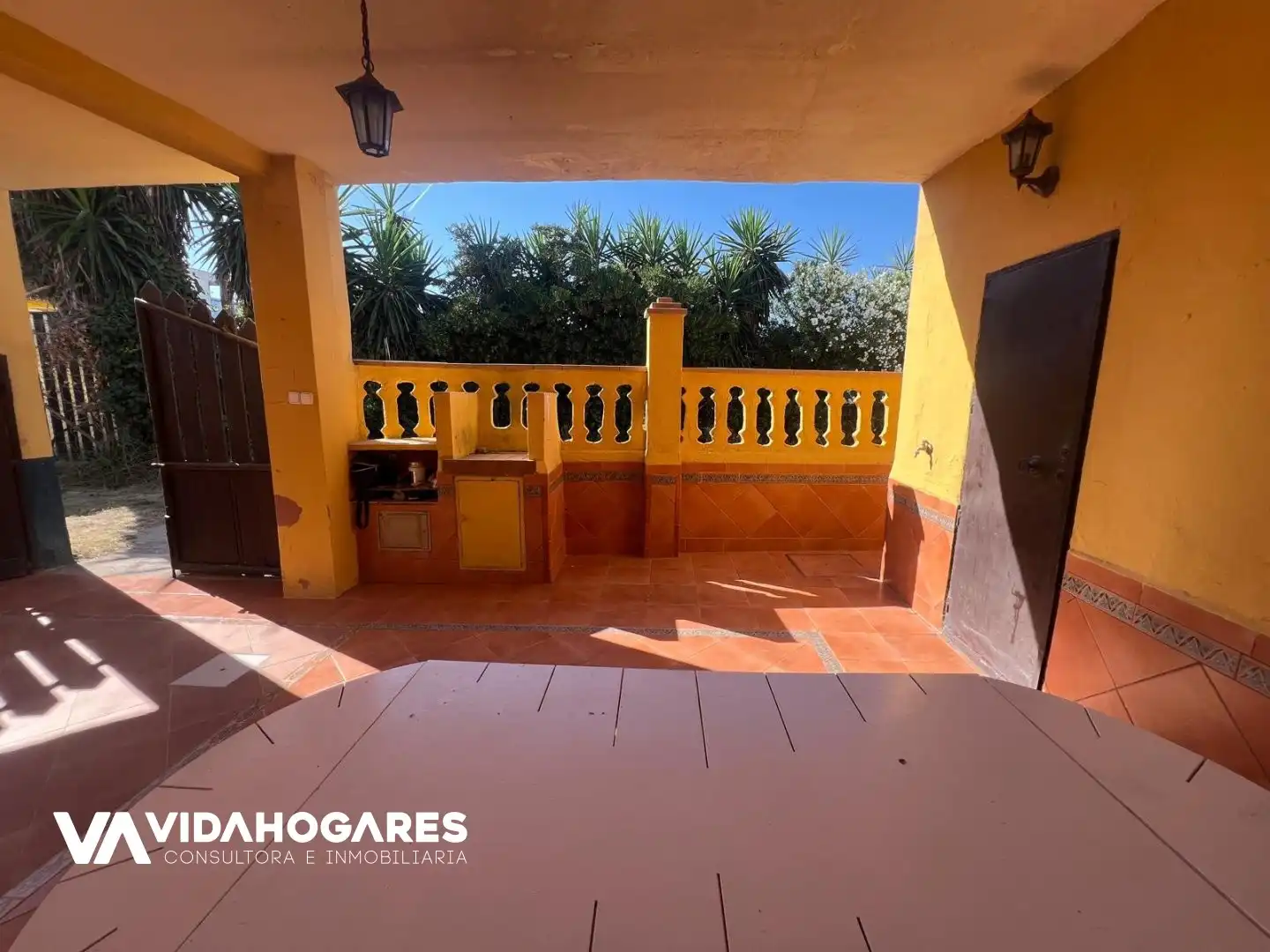 Terrace of Houses for sale in Chipiona  with Private garden, Terrace and Furnished