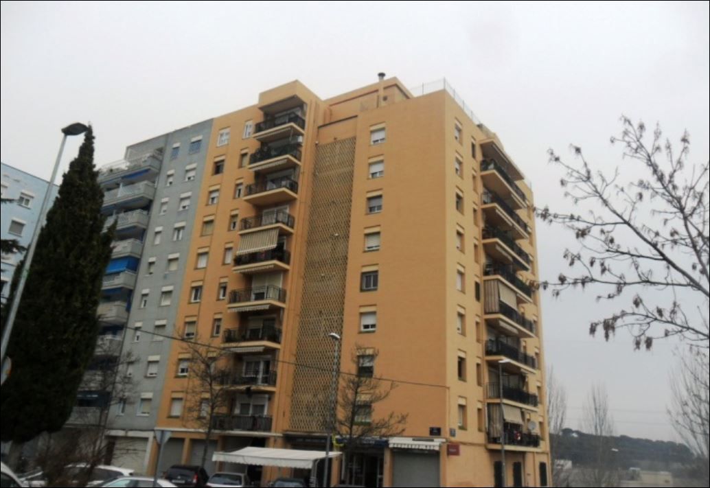Vista exterior de Pis en venda en Terrassa