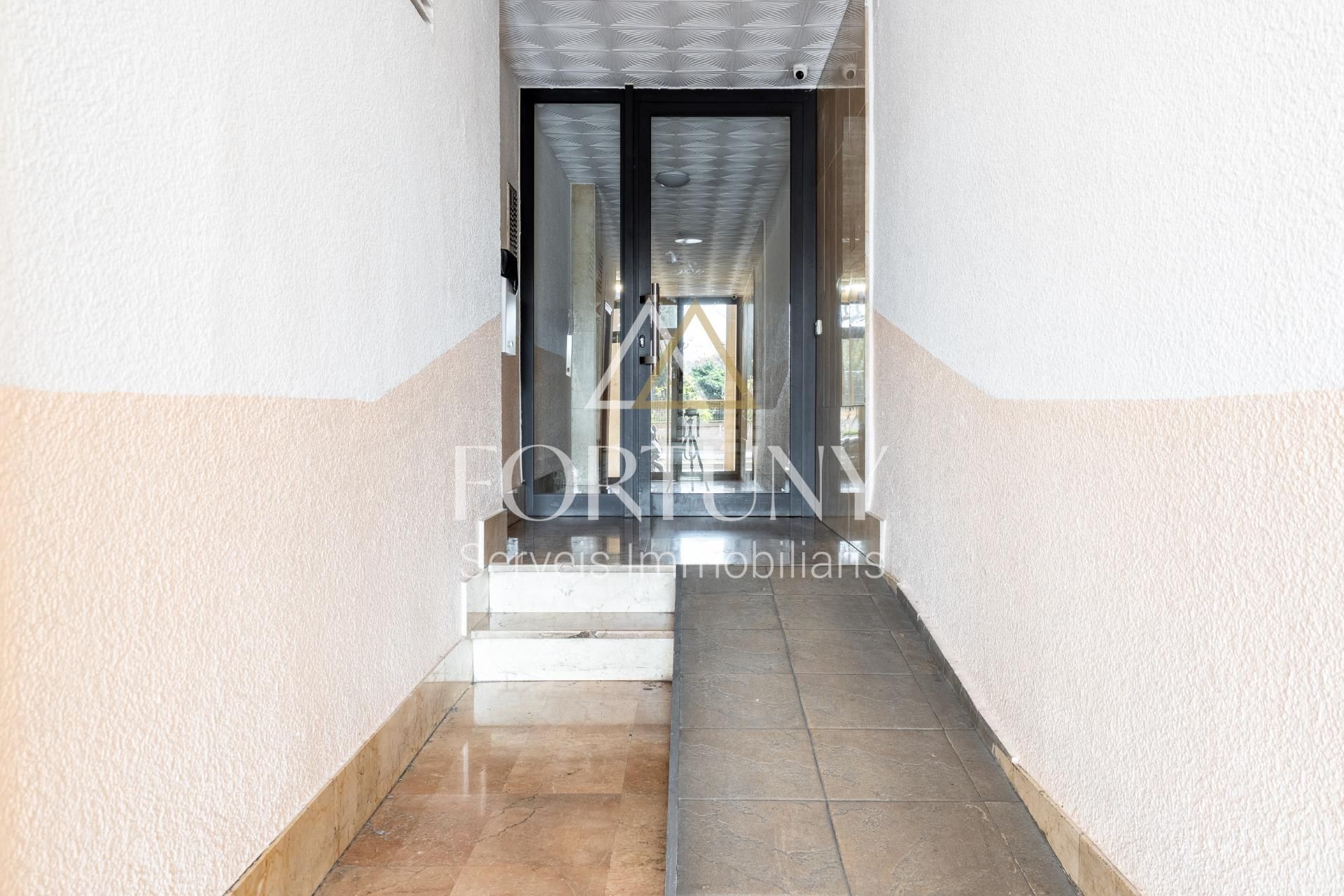 Dachboden zum Verkauf in Reus mit Klimaanlage und Terrasse