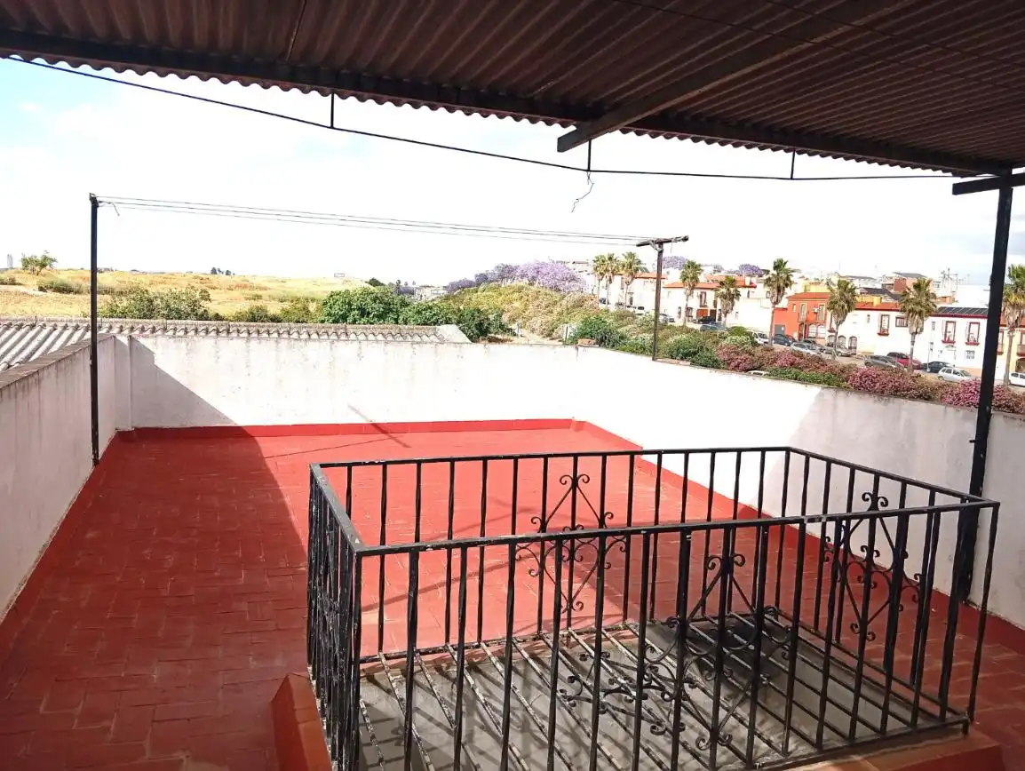 Terraza de Casa adosada en venta en Coria del Río