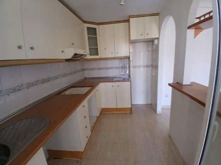 Cuina de Pis en venda en La Manga del Mar Menor amb Jardí privat, Terrassa i Balcó