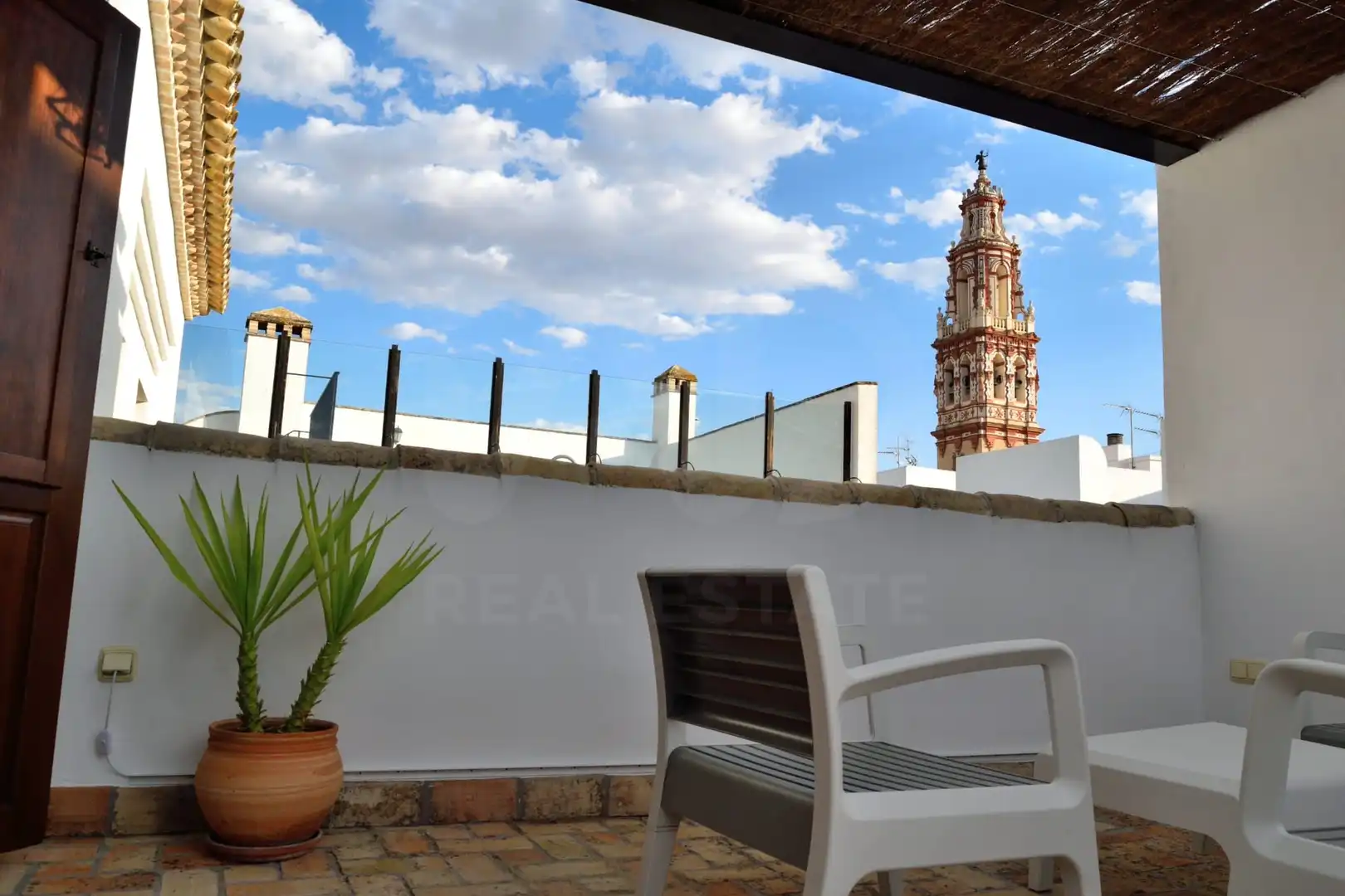 Terrace of Attic for sale in Écija  with Air Conditioner, Terrace and Swimming Pool