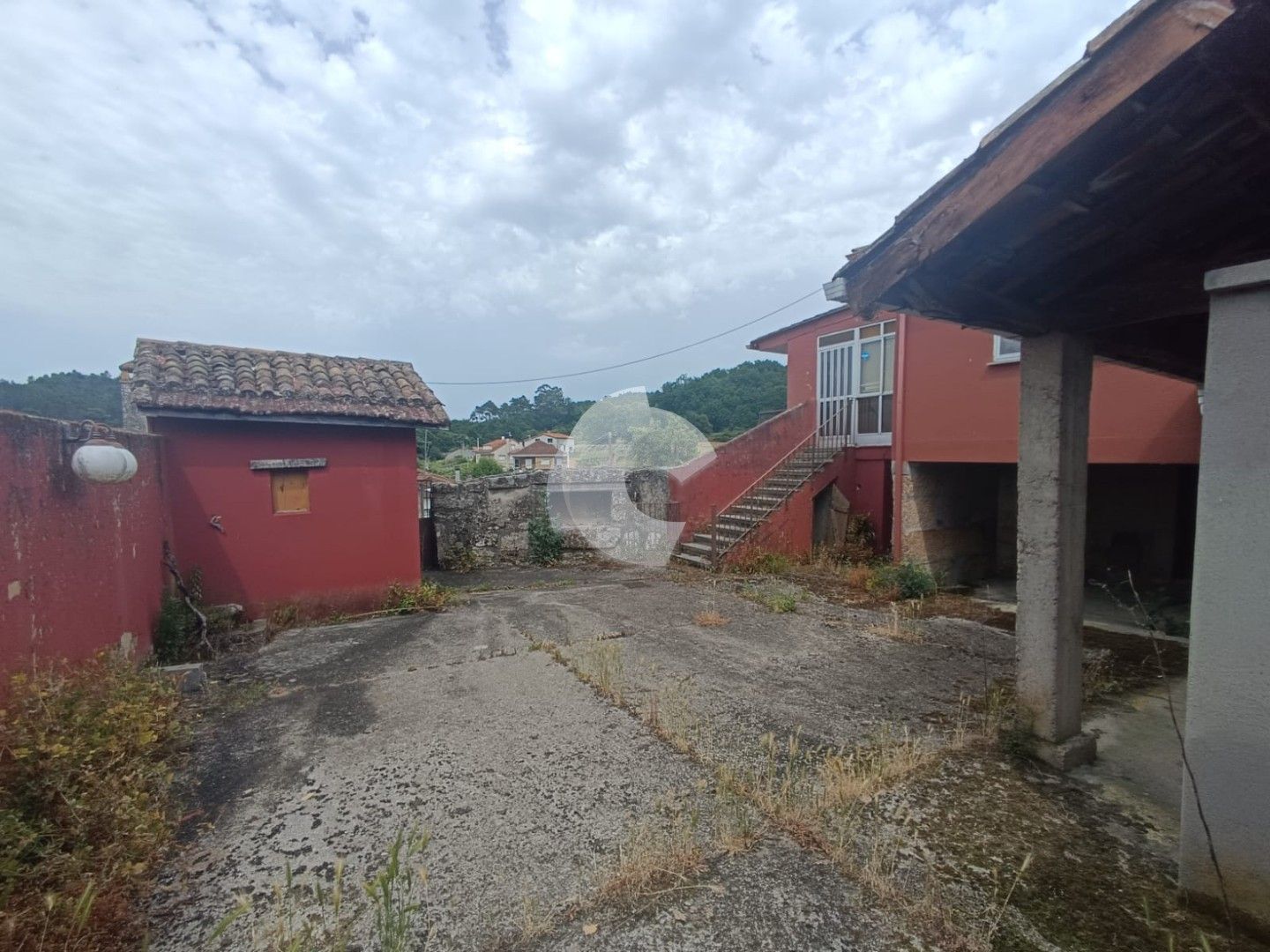 Einfamilien-Reihenhaus zum Verkauf in Amoeiro