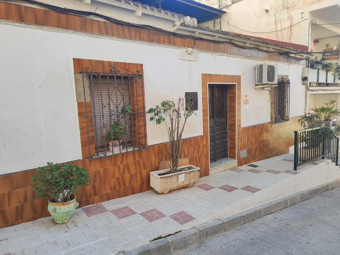 Vista exterior de Casa adosada en venta en Málaga con Aire acondicionado, Terraza y Amueblado