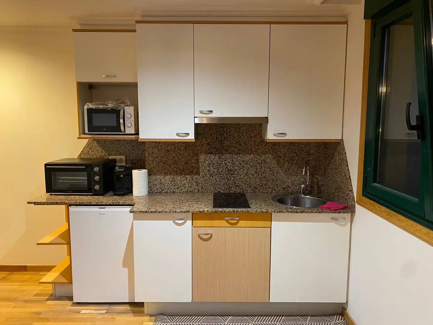 Studio avec ascenseur à louer à Rúa de Oporto 12